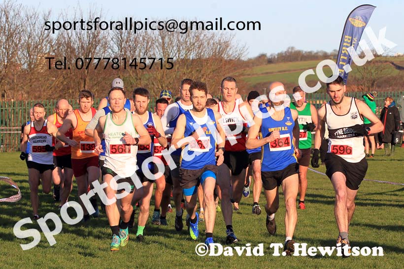 Mens Senior Masters, 2023 Birtley Cross Country Relays, County Durham. Photo: David T. Hewitson/Sports for All Pics
